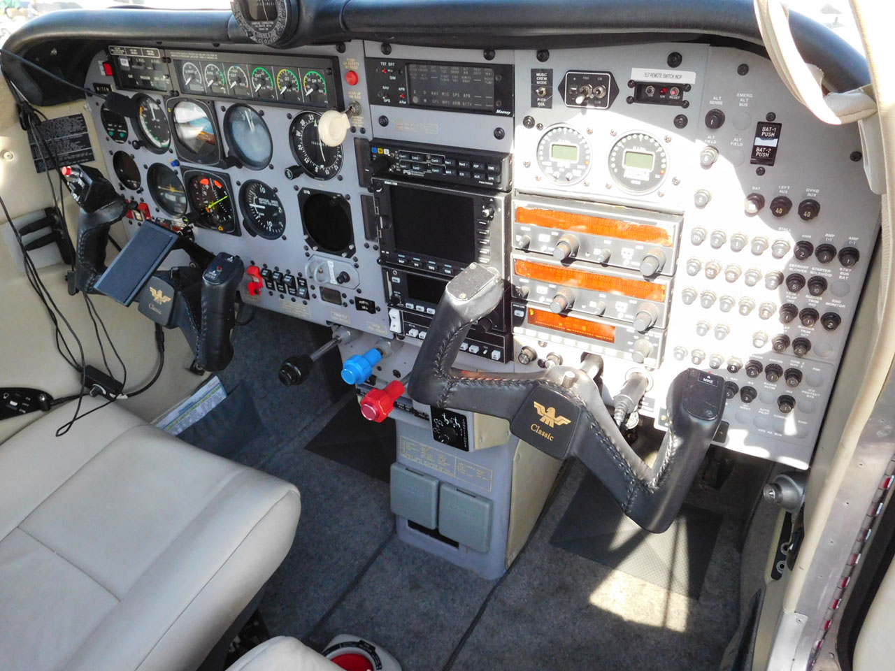 jet Mooney Ovation 3